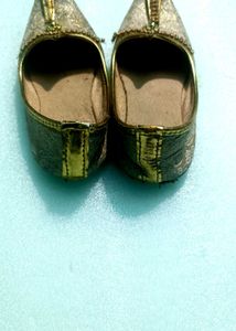 Ethnic Juttis