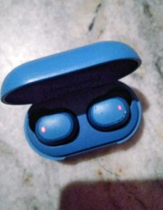 Real OnePlus NordBuds 3 &amp; boAt Airpods (Left Side)
