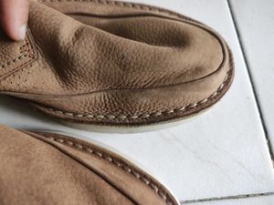 Clarks Shoes brown size 10 not used as it&#39;s displa
