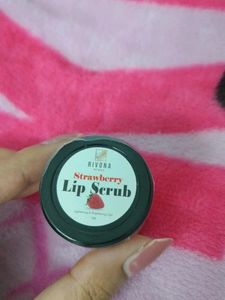 Lip Scrub (1 Qty)