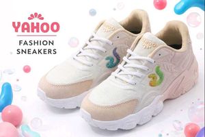 Stylish Women's Casual Sneakers