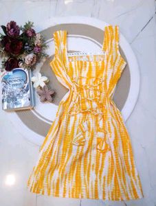 shell lace 💯 cotton pinteresty corset back short