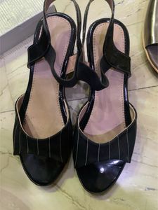 Black Heel