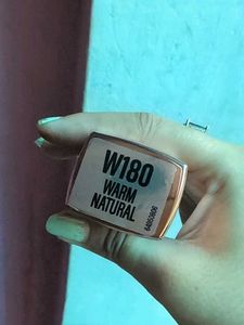 Lakme Foundation And Compact