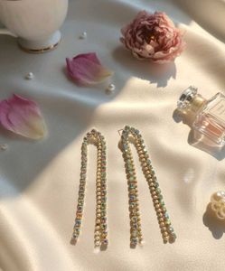Dangling Rhinestone Earrings