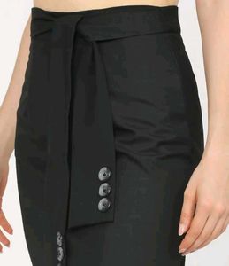 Women Black Solid Midi-Length Pencil Skirt