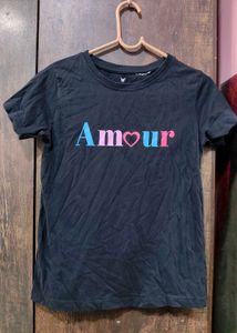 Graphic Tshirt Women🖤