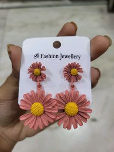 TRENDING FLOWER EARINGS!!!