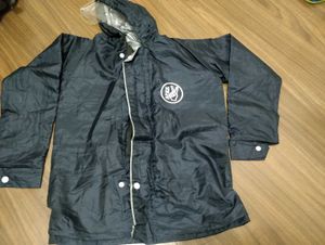 Rain Coat With Pants (4 To 6 Years)