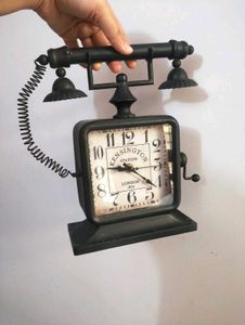 Retro Telephone Clock