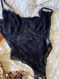 Corest Lace Bodysuit