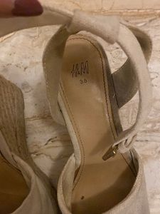 H&amp;M Beige Heels