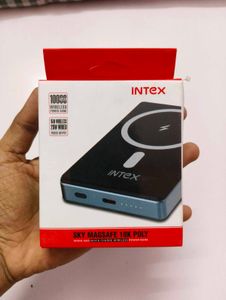 Intex 10K MagSafe Wireless Power Bank