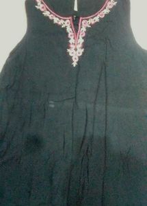 Elegant Embroidered Kurta Top