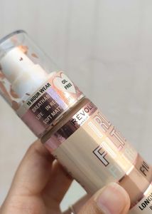 Revolution IRL Filter F10 Foundation