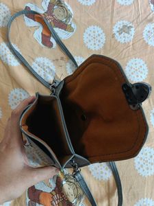 Small Mobile Slingbag