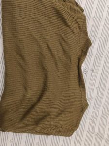 Ribbed Olive Top