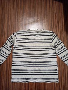 striped full sleeve tshirt