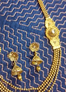 Beautiful Necklace With Earrings