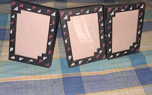 3 Photo frames