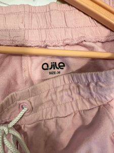 Cute Pink Casual Shorts, Waist- 34