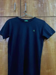 Benetton Navy Blue T-shirt