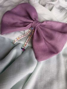 Purple Bow 💜 Clip With Glass Beads