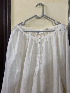 H&amp;M White Top Size Euro 38