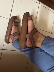 NEGOTIABLE Pack Of Heels And Flats