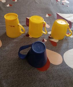 Set of Plastic Mugs in Yellow and Blue