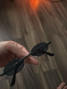 Retro Oval Sunglasses