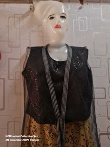 Black Gold Wedding Lehnga Choli With Net Shraq