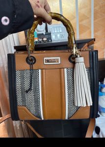 Unused Aldo Bag Has Detachable Straps With Flaw