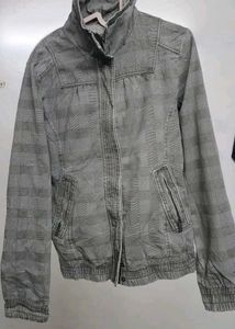 Vintage-Vibe Grey Checkered High-Neck Jacket
