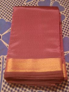 Elegant Mauve Saree With blouse Piece.