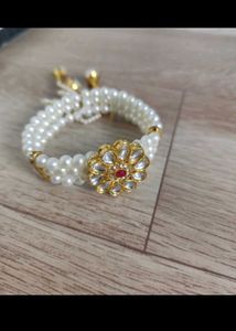 Indian Ethnic Pearl &amp; Kundan Flower Bracelet