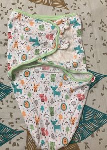 Babyhug Stick On Wrapping Blanket (pack Of 2)