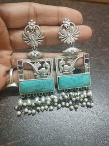 Vintage-Style Silver Tone Dangle Earrings(Absolute