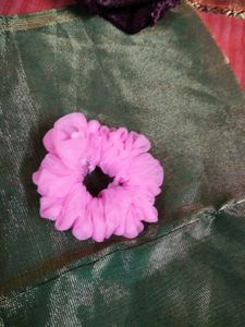 10 Piece Pink Color Scrunchies. New
