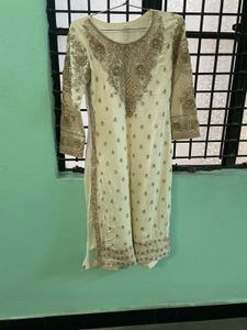 Off White Shalwar Suit With Dupatta