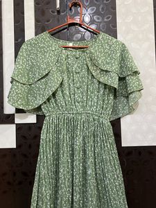 FLORAL DRESS🌸🌸🌸