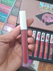 Hudabeauty Lipstick