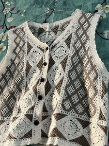 it’s a shrug you can wear any  tubes