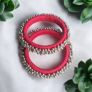 handmade fabrics bangles.