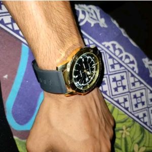 Gold-Tone Watch Full Working Condition