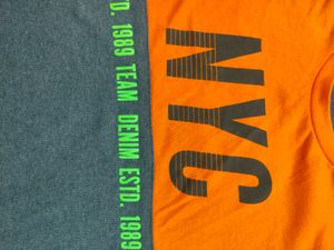 4 T-shirts