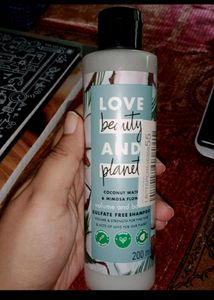 Combo Of Shampoo And Mask