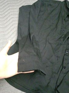 Black Crop Shirt With Full Sleeve