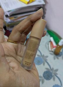 Mars Caramel Charm Concealer