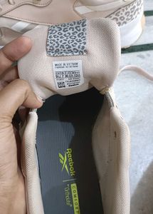 Pink Reebok Shoes